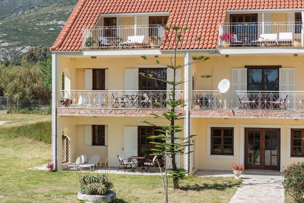 Albouro Seafront Apartments Кателиос Экстерьер фото