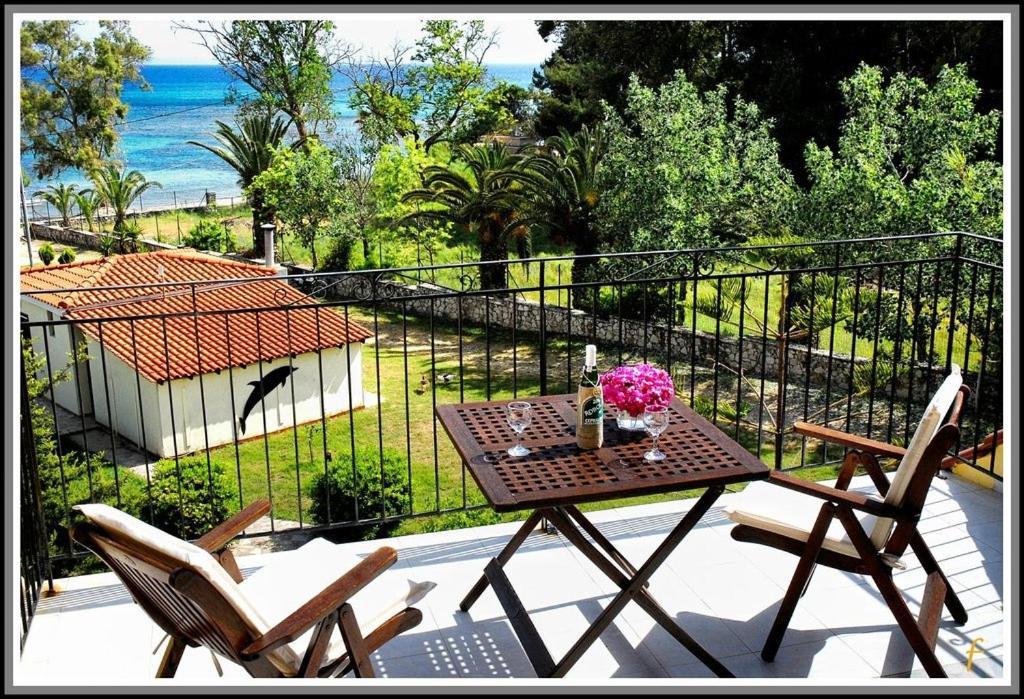 Albouro Seafront Apartments Кателиос Экстерьер фото